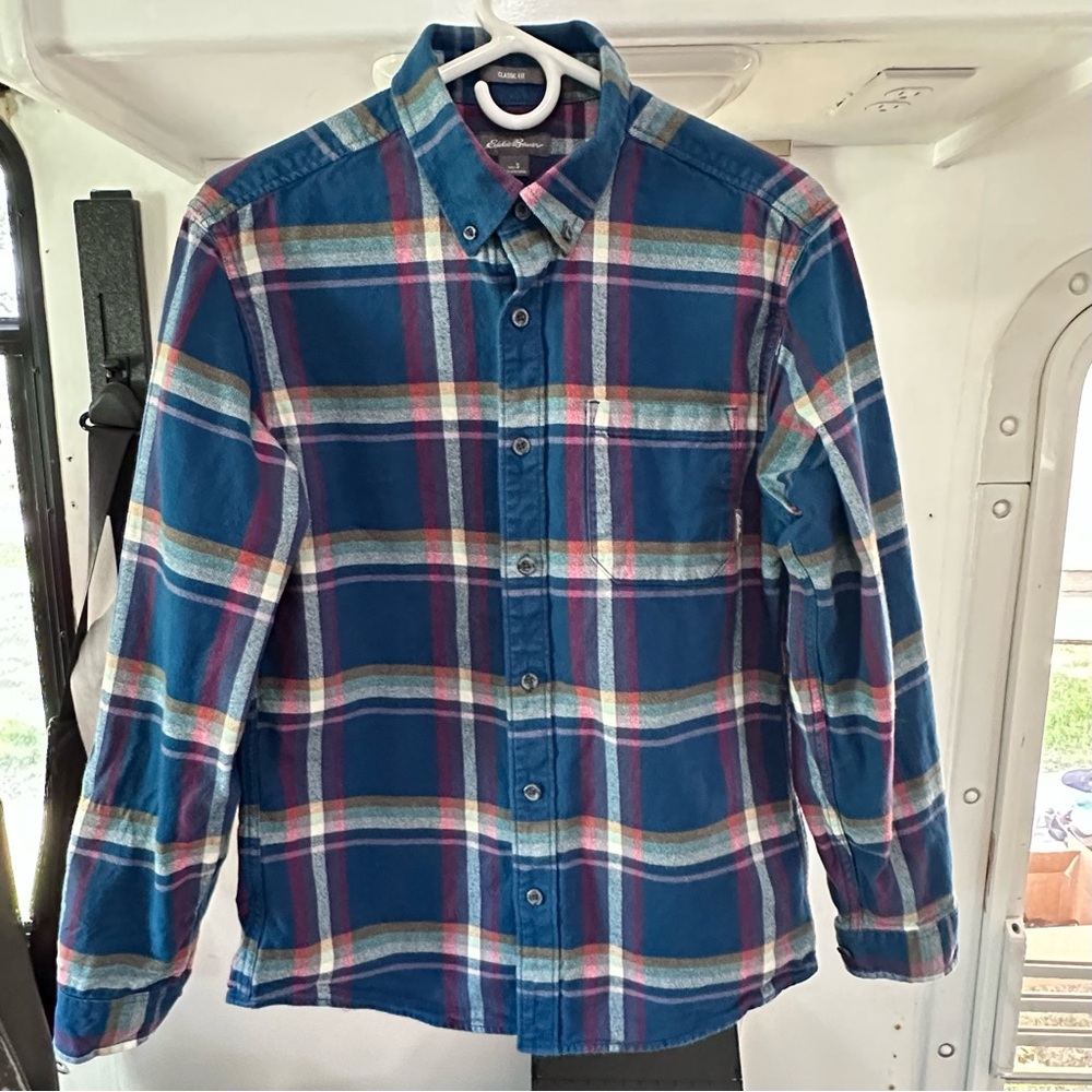EDDIE BAUER Plaid Flannel Shirt Size S Mens Button Down 100%‎ Cotton Blue Soft